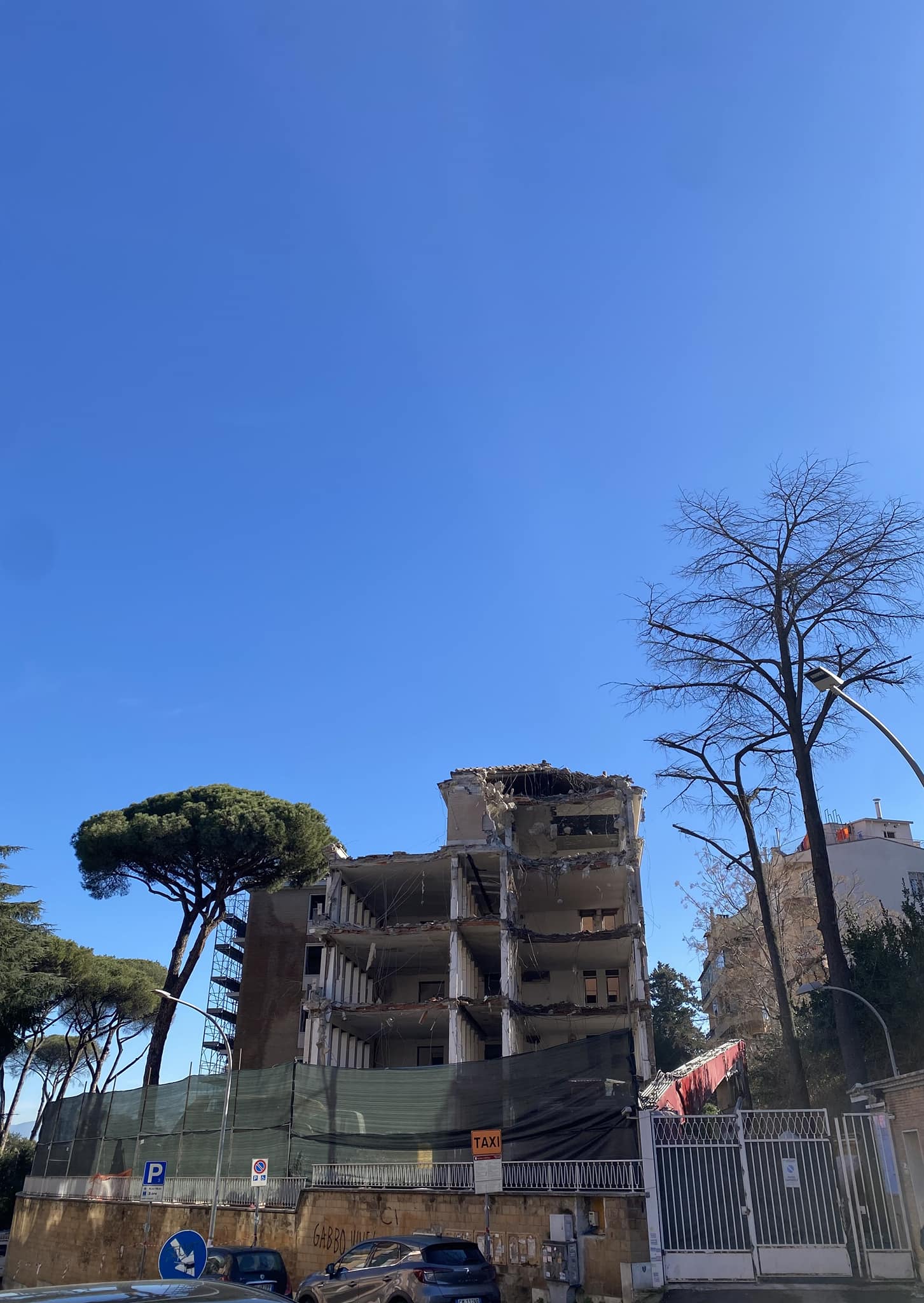 II municipio, Azione-cc: “Quel palazzo in costruzione è un rilevante danno erariale per la collettività”