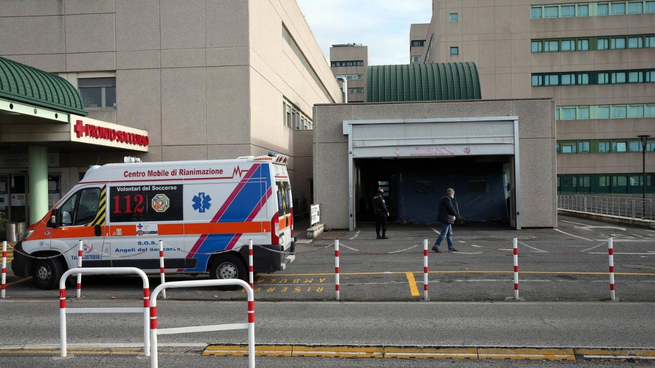 Tentato omicidio a Roma: spari contro auto, 35enne ferito
