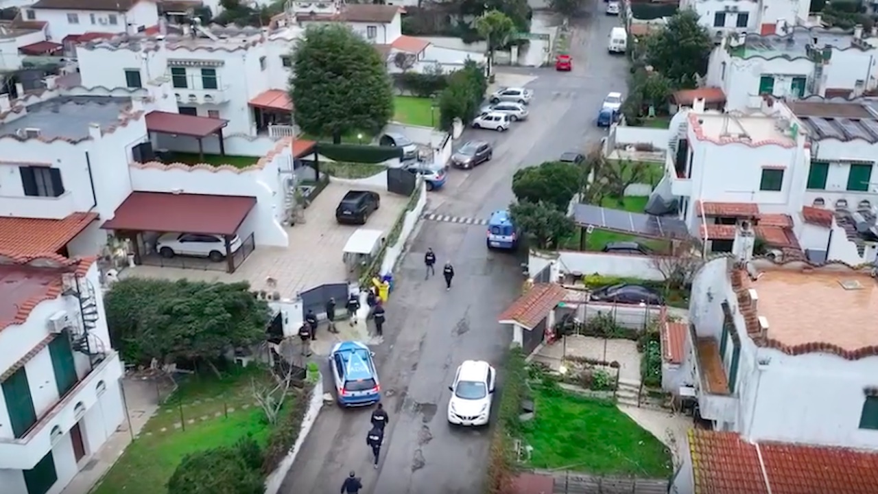 Gestiva traffico di droga sul litorale di Roma: sequestro beni per 3 milioni