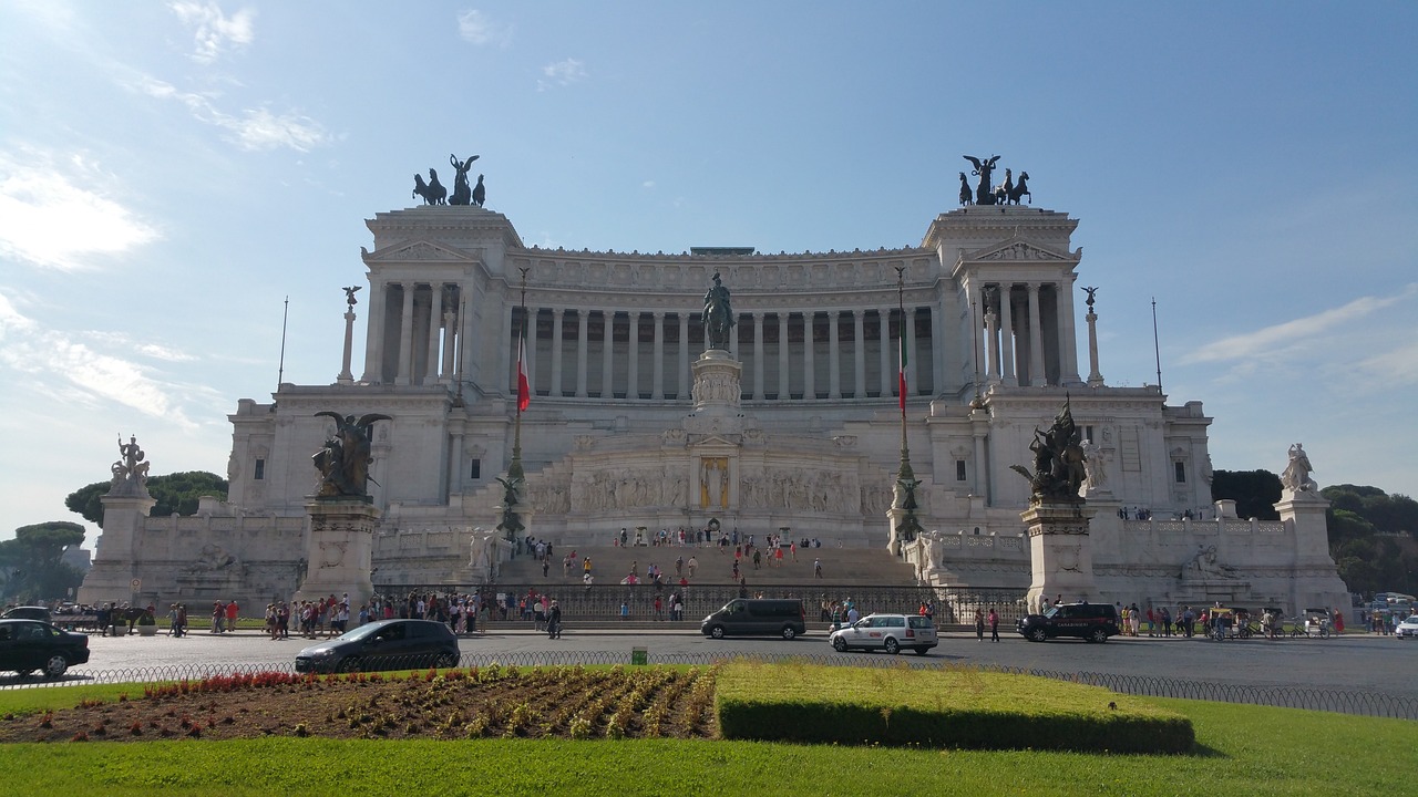 Foibe, a Roma la cerimonia per il giorno del Ricordo all'Altare della Patria