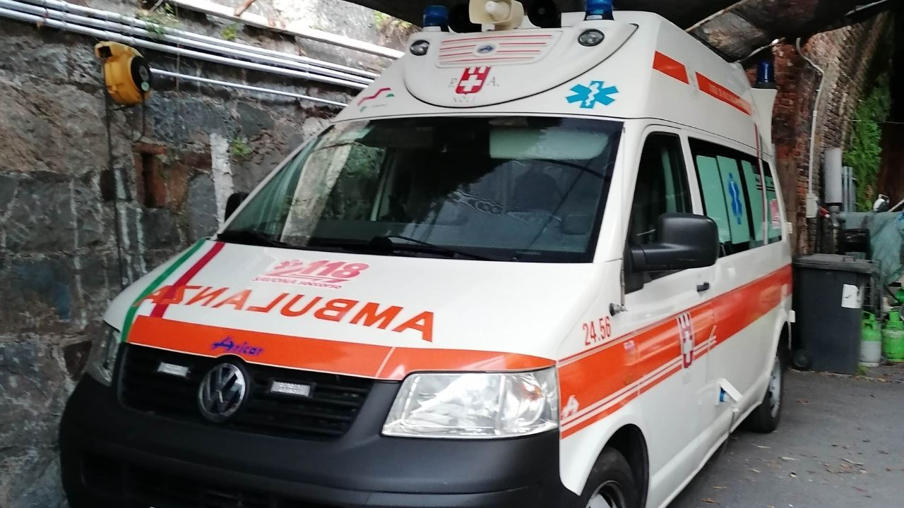 Tragedia a scuola a Frascati, prof muore davanti a studenti e colleghi