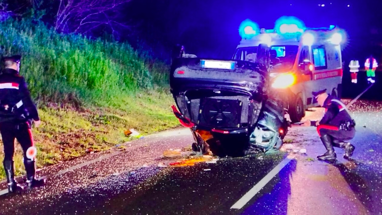 Incidente mortale sull'Appia: 20enne arrestato per omicidio stradale, positivo alla droga