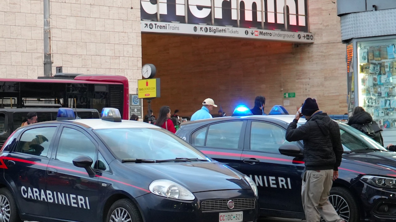 Violenza sessuale a Roma, due vittime in un giorno: arrestato 29enne