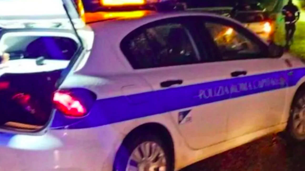Roma, scontro tra due auto e scooter sulla Nomentana: morto centauro 67enne