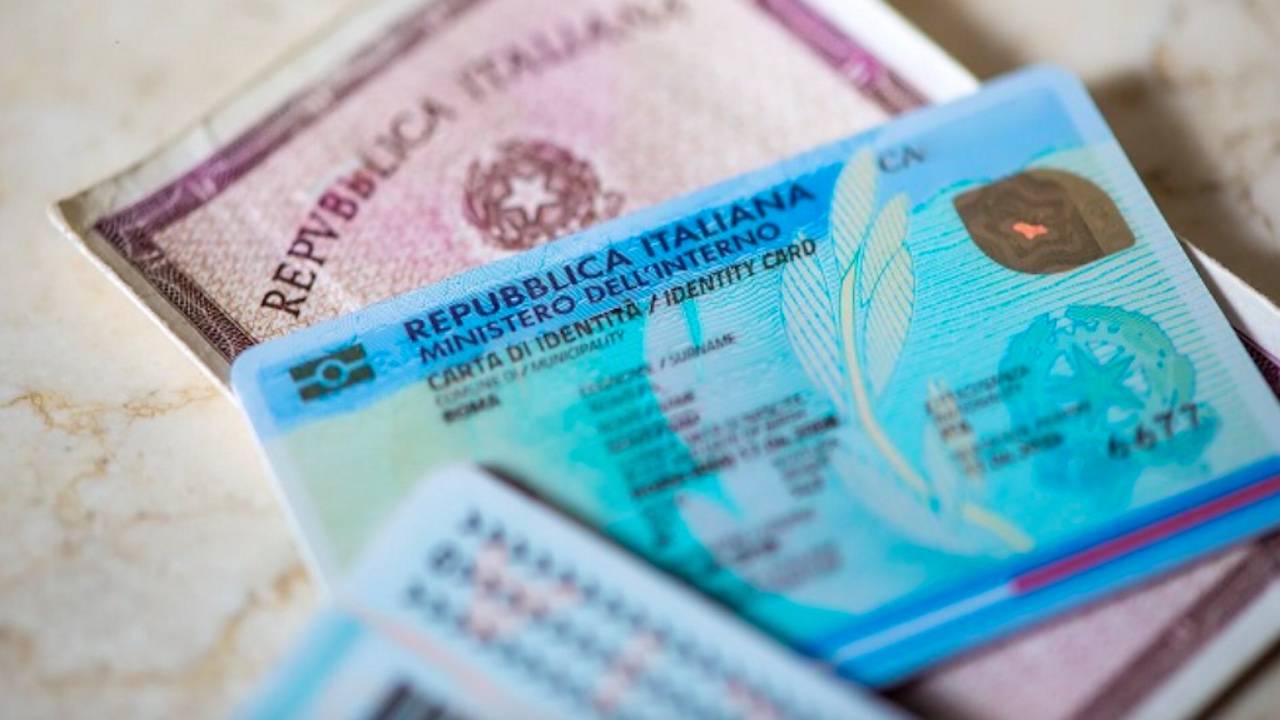Carta d'identità elettronica, a Roma nuovo open day 14 e 15 giugno 2025: ecco dove e come prenotare