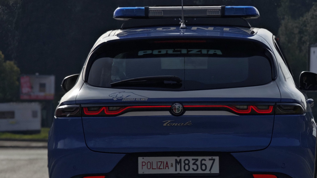 Gambizzato in strada a Nettuno: 20enne arrestato per tentato omicidio