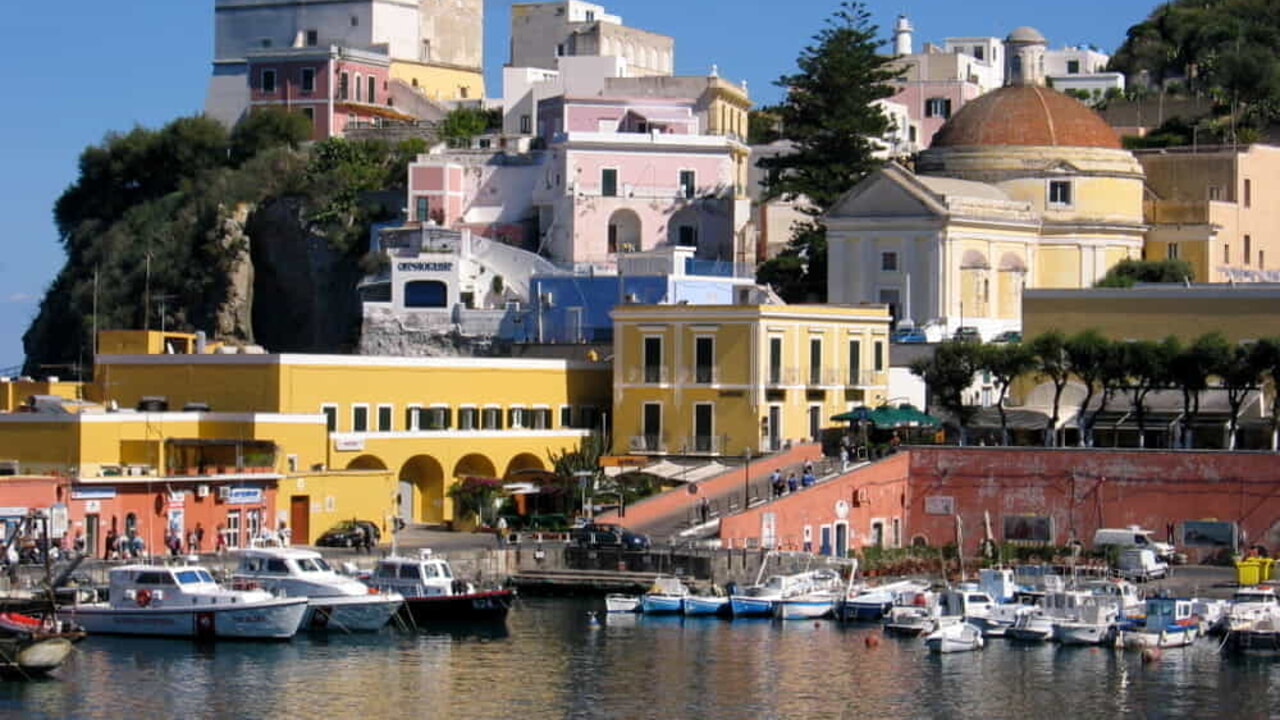 Ponza, nasce ‘Telepass mare’, il ticket ambientale per ormeggiare le imbarcazioni