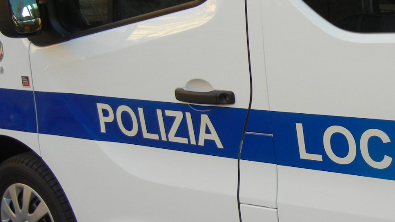 Frosinone, investe una donna e scappa: rintracciato e denunciato 70enne