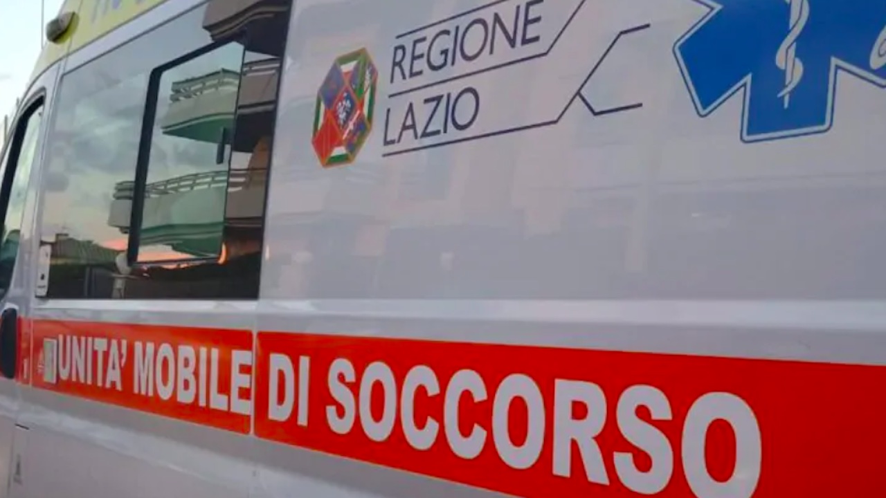 Esplode bombola in appartamento a Roma, padre e figlio feriti in incidente sul lavoro