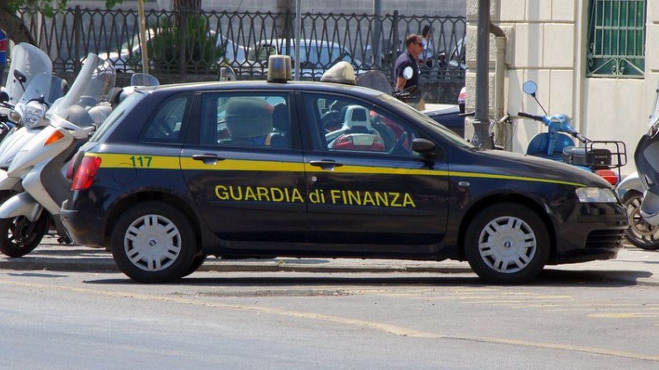 Controlli a Civitavecchia e sul litorale: sequestri e sanzioni