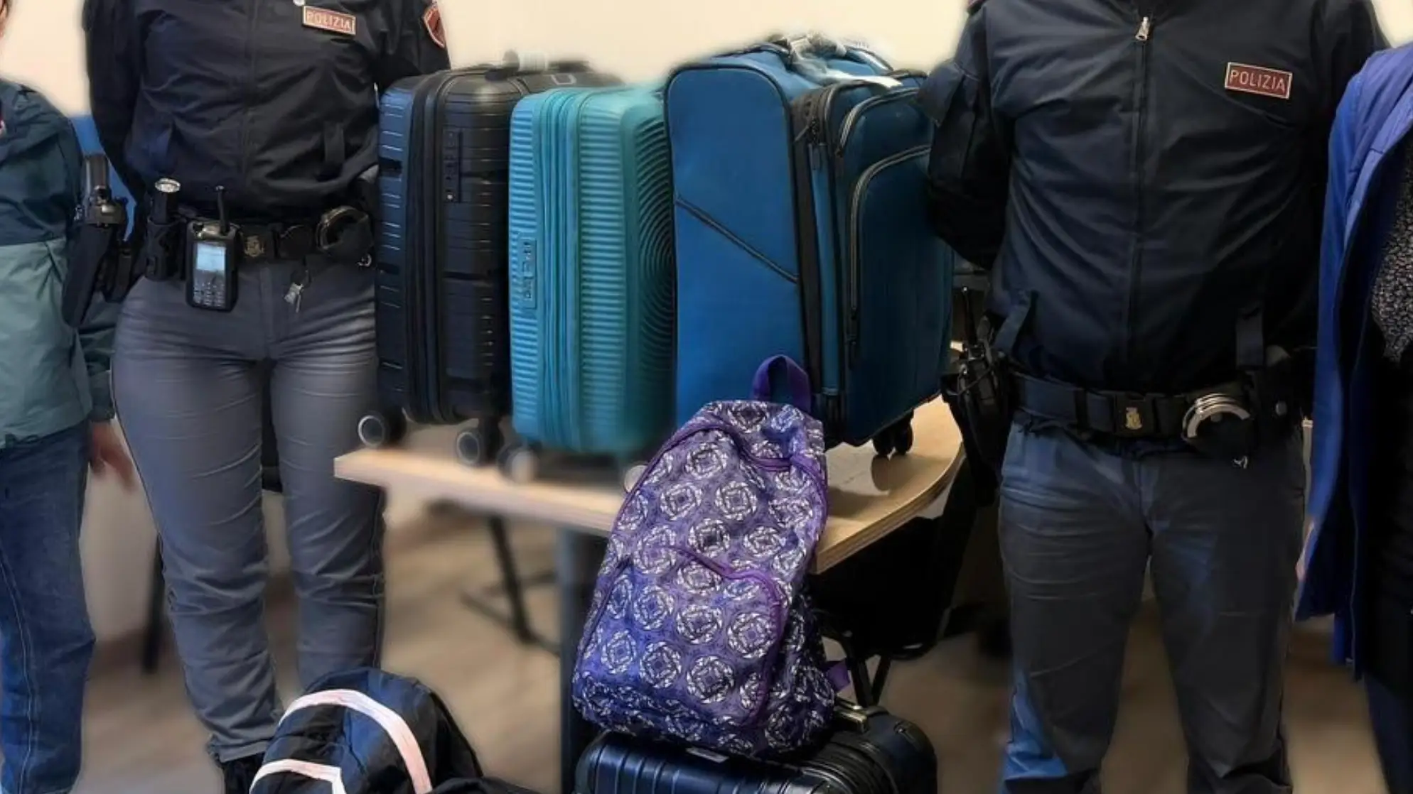 Fiumicino, vacanza da “sogno” finisce in “incubo” per turisti coreani: la Polizia di Stato recupera i bagagli