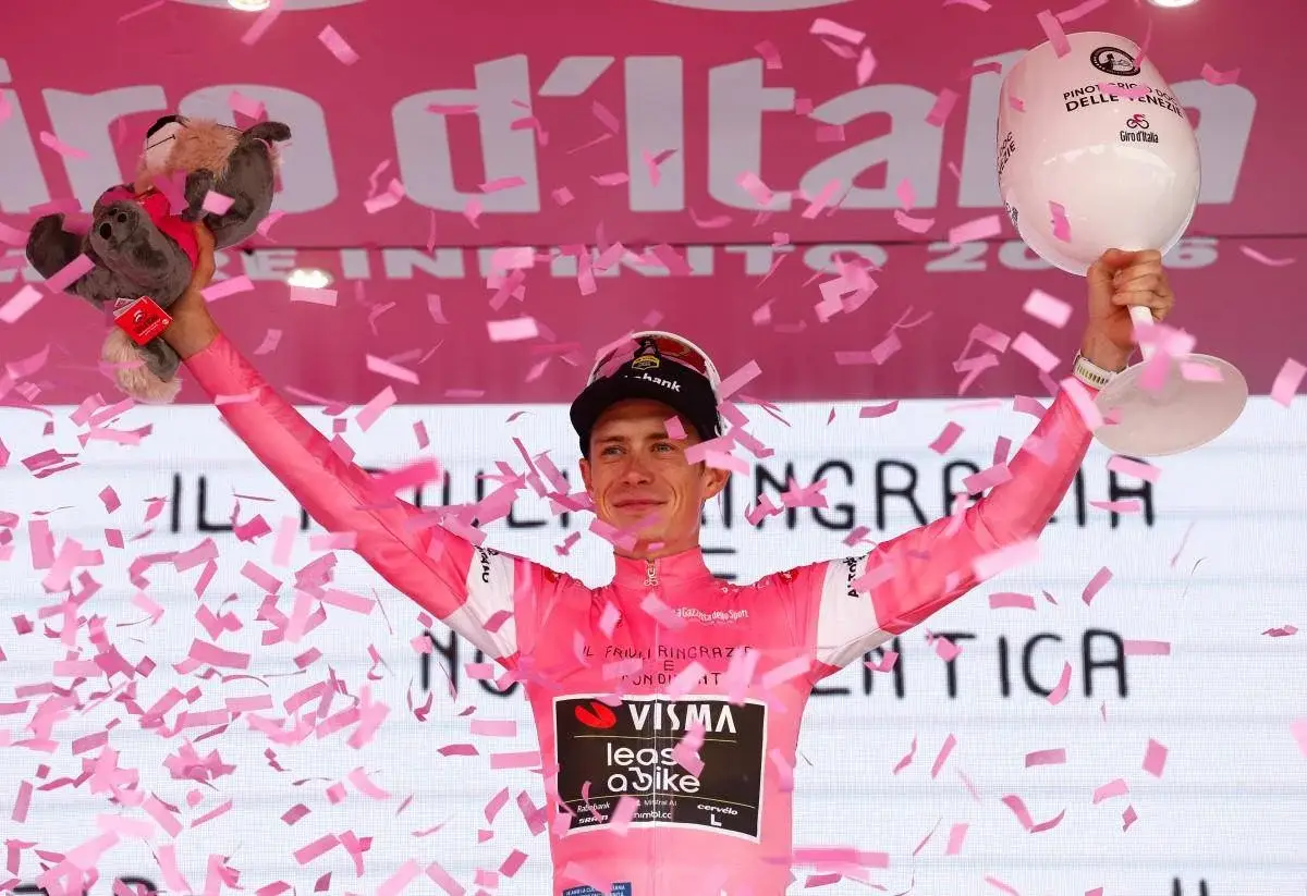 Giro d'Italia 2026, Milan trionfa a Roma: Vingegaard vince la generale