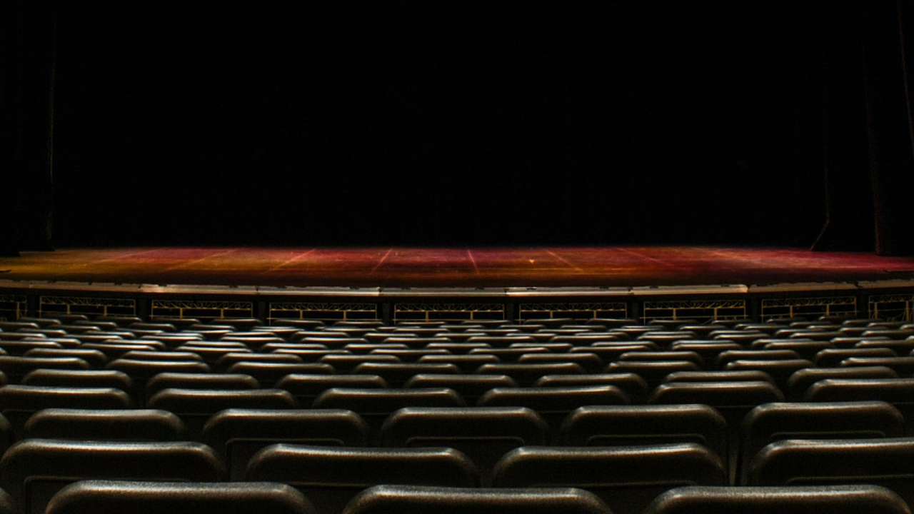 Andrea Dianetti porta Non ci pensare al Teatro Brancaccio di Roma