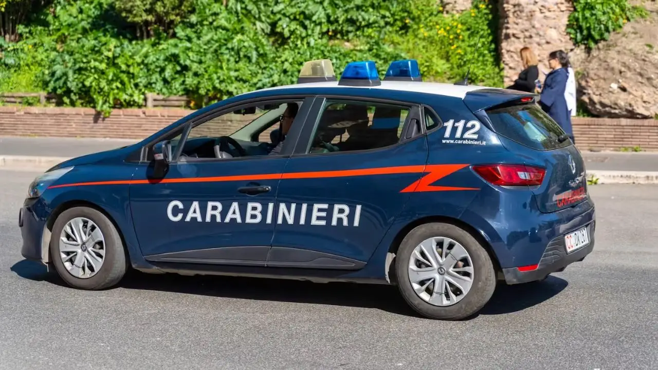 Ardea, blitz antidroga: 21enne arrestato a Tor San Lorenzo