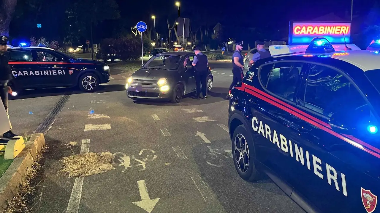 Sicurezza sul litorale, controlli contro "mala movida" tra Ostia e Fiumicino: 5 arresti