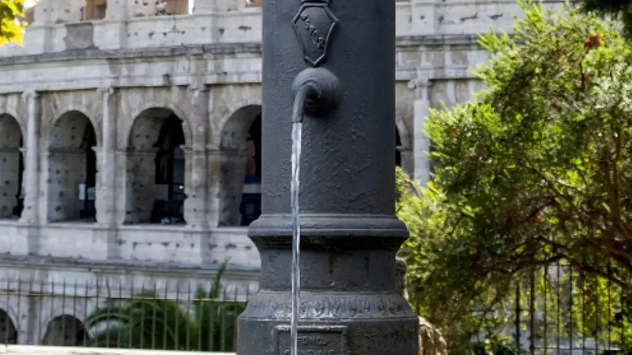 Caldo a Roma: l’app Acea indica nasoni e Case dell’Acqua