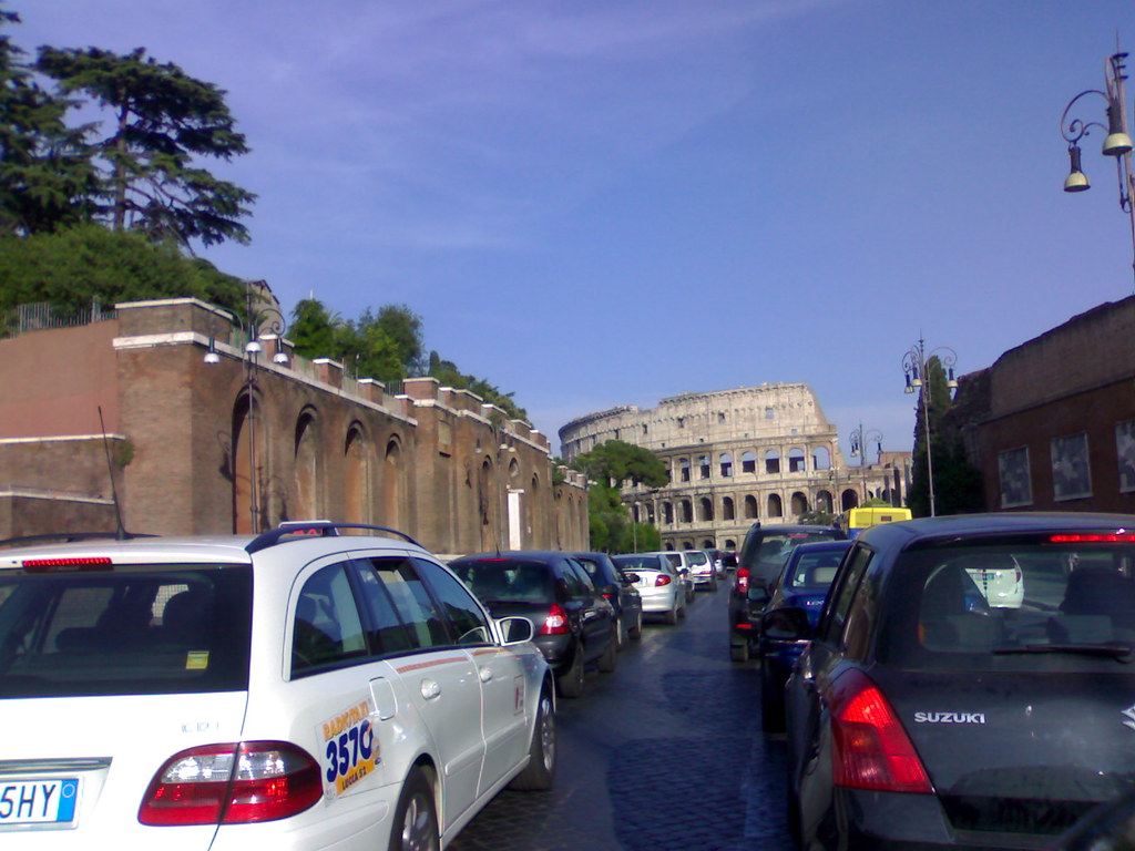 Bollo auto 2027, Codacons: risparmio e dubbi sui numeri