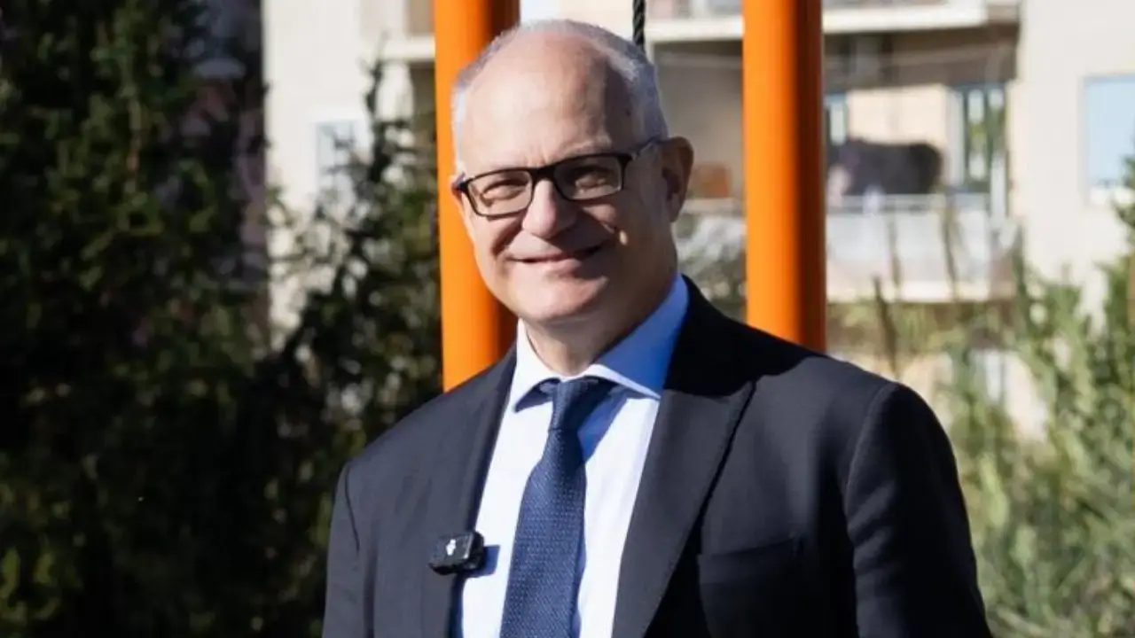 Gualtieri, tassare i super-ricchi. Prc: "Bene, con 1%equo almeno 26 miliardi per servizi e diritti"