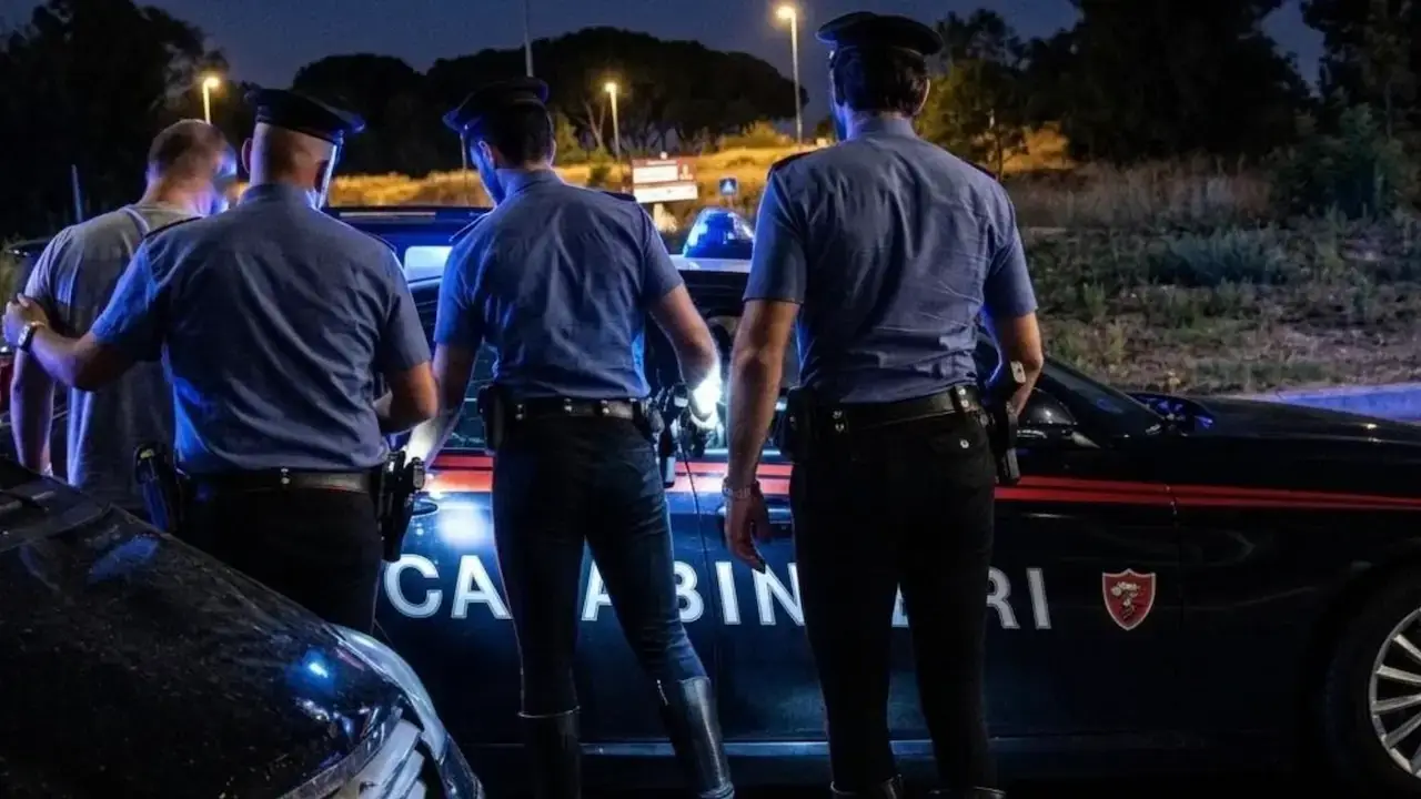 Quarticciolo, scippo in strada e fuga su scooter rubato: fermato 24enne