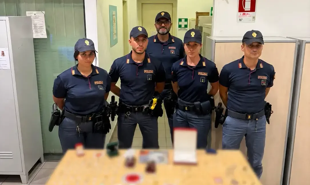 Roma Termini, doppio intervento della Polizia Ferroviaria: truffe agli anziani sventate e un arresto