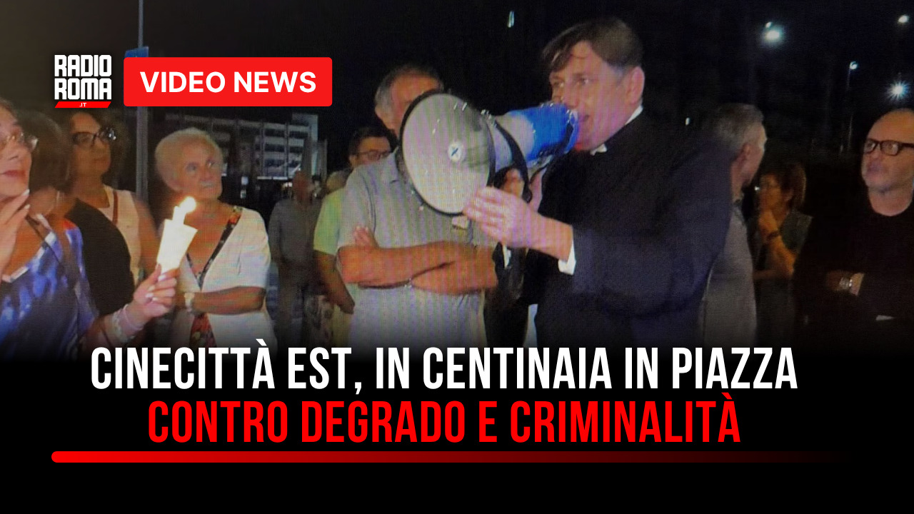 Fiaccolata a Cinecittà est, i cittadini in piazza contro il degrado (VIDEO)