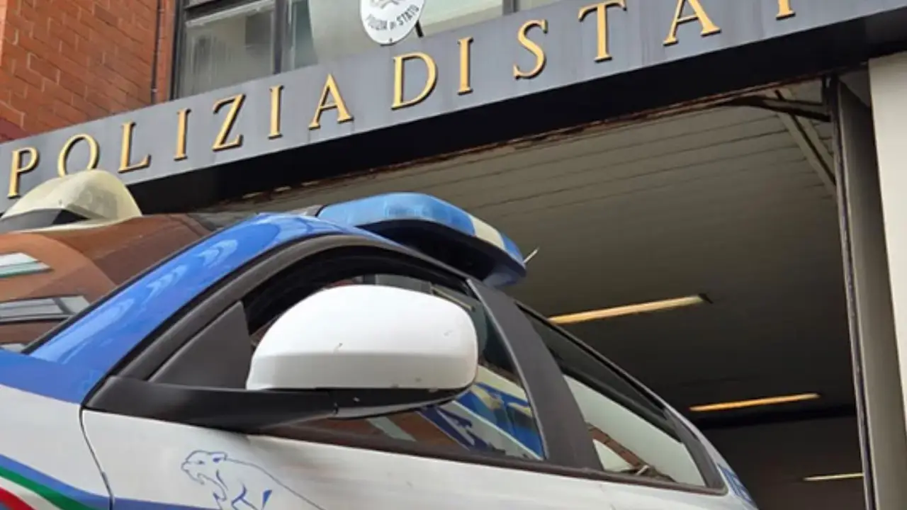 Rieti: 17enni aggredite al capolinea, 48enne arrestato per violenza sessuale