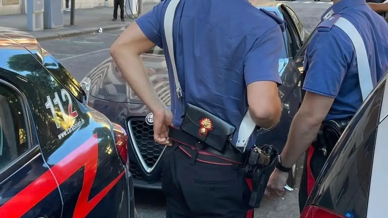 Roma, controlli tra aree turistiche e trasporti: otto arresti in poche ore