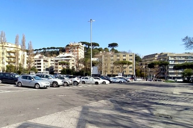 Largo Micara, Az: "Approvata nostra mozione sul parcheggio, una risposta ai  disagi denunciati"