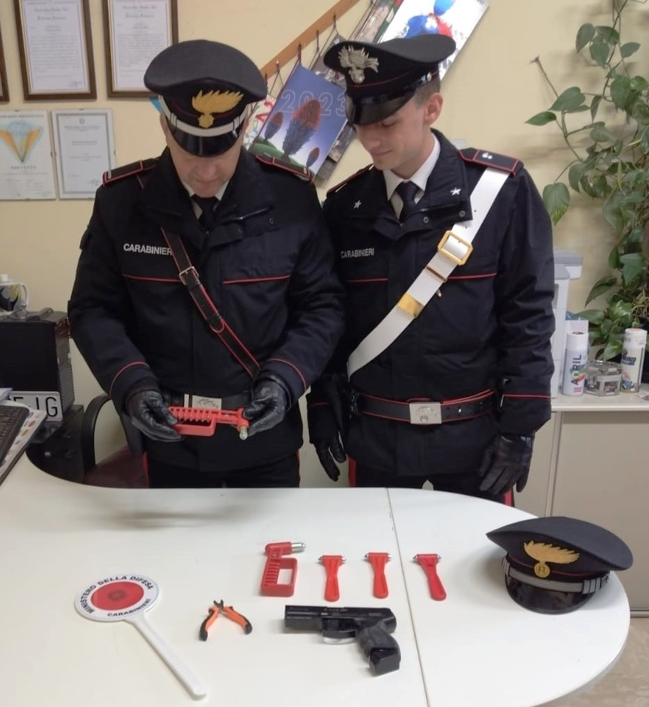 TIVOLI Due minorenni denunciati dai Carabinieri 1