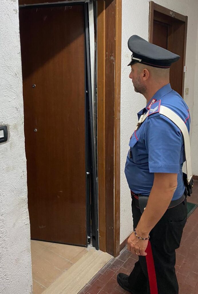 FRASCATI I Carabinieri di Tor Bella Monaca liberano un appartamento ATER 2