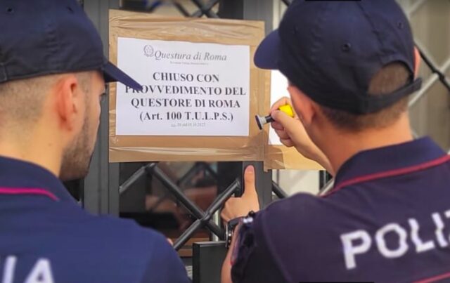 Fili elettrici volanti e vie di fuga bloccate: affittacamere abusivo sequestrato a San Lorenzo