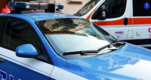 Roma, raccolgono petardi inesplosi in strada: feriti due ragazzini di 13 anni