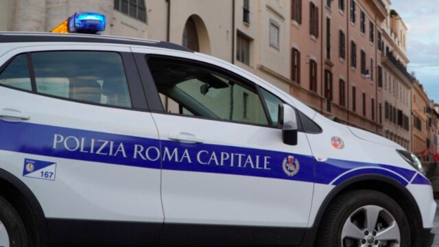Roma, arrestato commercialista dei centri massaggi a luci rosse