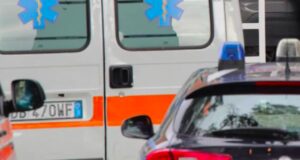 Bambino di 10 anni cade da una finestra nel centro di Roma: è grave