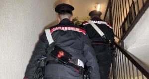 Roma, gestiva lo spaccio a Tor Bella Monaca anche dal carcere: arrestato con 5 complici