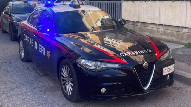 Roma, furto di gasolio dal bus turistico alle terme di Tivoli: tre arresti
