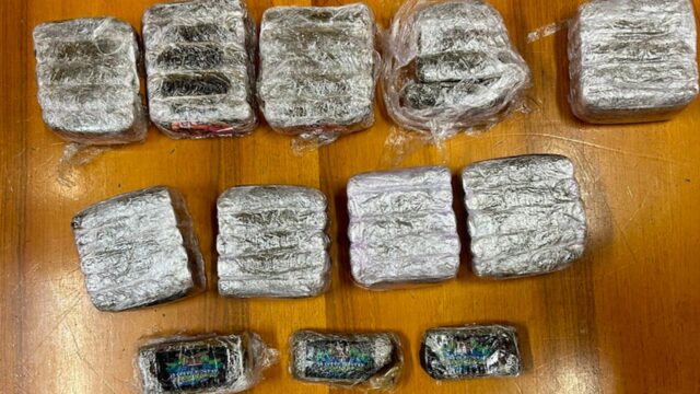 Roma, dall'allarme bomba all'arresto per droga: in casa con 5 kg di hashish