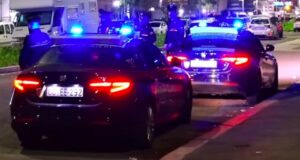 Suv in fuga si schianta contro auto carabinieri: 2 militari feriti alle porte di Roma